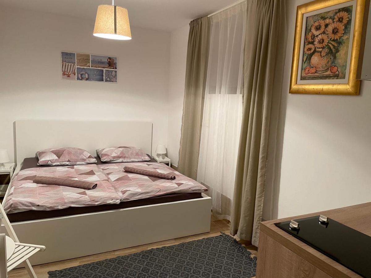 Nine Sveti Juraj Hotell Exteriör bild
