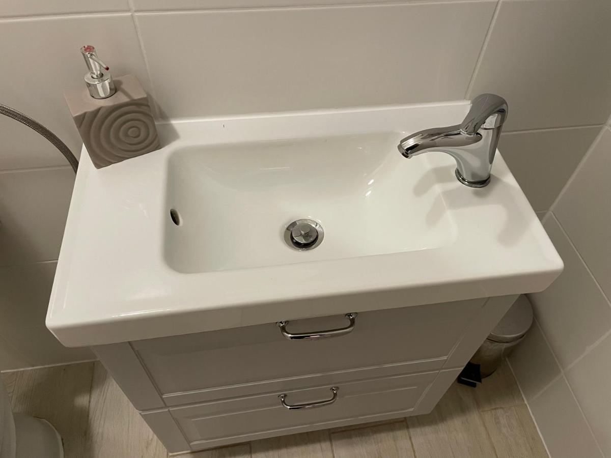 Nine Sveti Juraj Hotell Exteriör bild